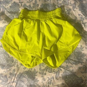 Lululemon hotty hot shorts 4” size 0